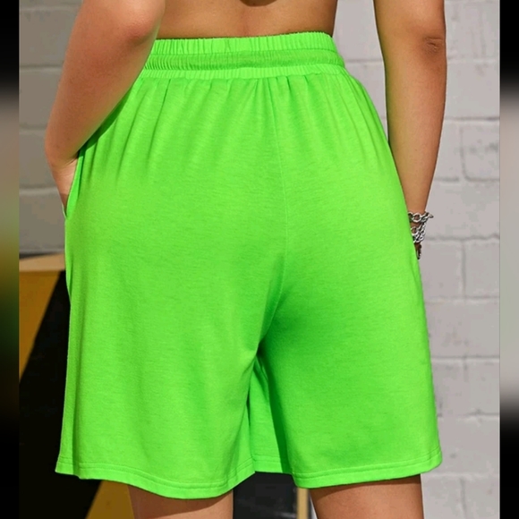 Lime green shorts "Me & Myself" - Picture 2 of 2